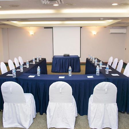 Istay Hotel Ciudad Juarez Luaran gambar Meeting room