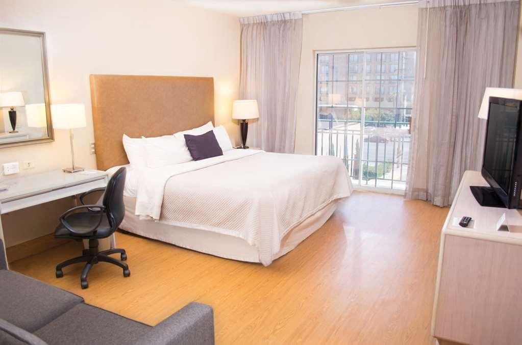 Istay Hotel Ciudad Juarez Bilik gambar A typical studio room