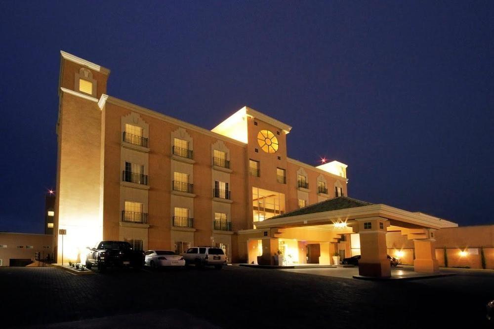 Istay Hotel Ciudad Juarez Luaran gambar The Hilton San Marcos