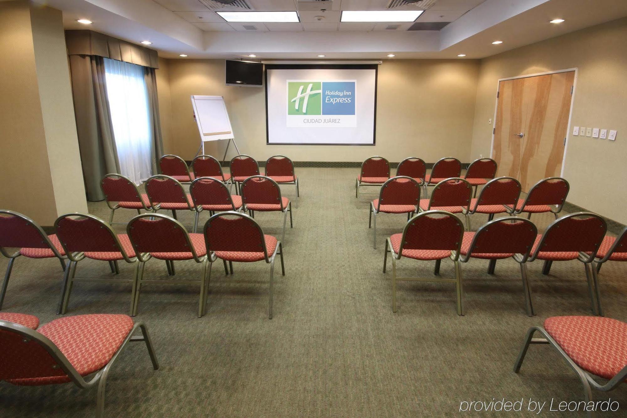 Istay Hotel Ciudad Juarez Luaran gambar Meeting room at Holiday Inn Express